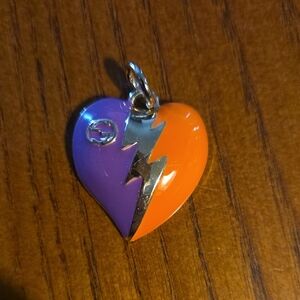 Gucci Vintage Pull Pendant